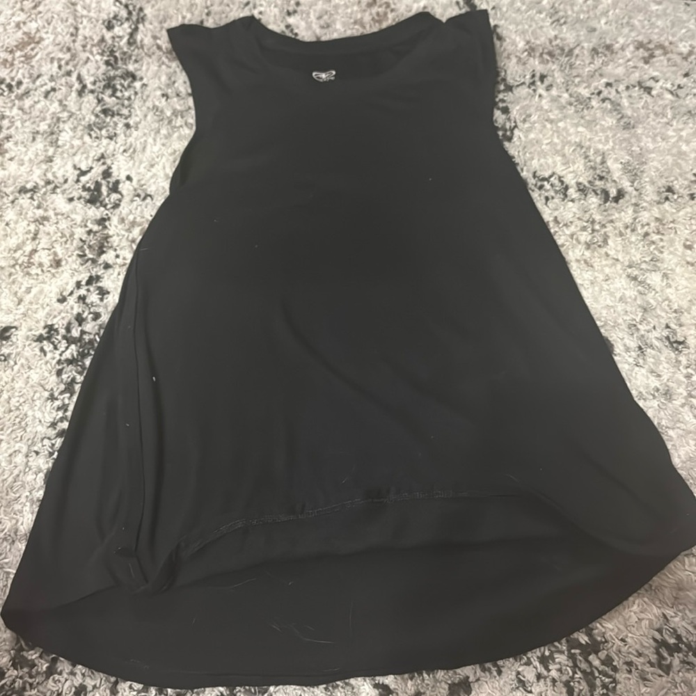 Black athletic tank top